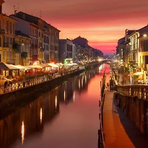 Aparthotel Homing Milano Navigli Suites, Milan
